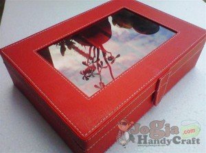 Box Jam Tangan Isi 12