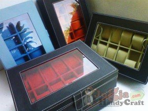 Box Jam Tangan Isi 12
