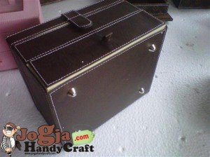 Box Kombinasi Tempat Jam dan Accesories