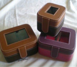 Kotak Jam isi 1 dan 2 Cocok Untuk Souvenir Pernikahan