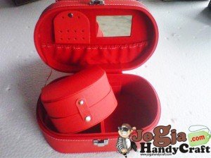 Ovalium Jewelry Box