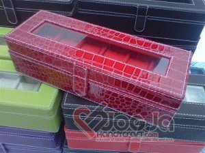 Box Jam Tangan Isi 6 Red Croco