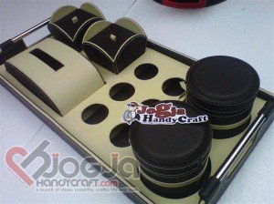 Trayset Praktis Cantik Lebaran
