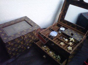 Jewelry Box 3in1 Susun Motif LV Mono Cantik dan Elegan
