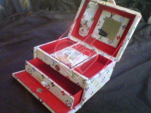 Cute White LV Jewelry Box