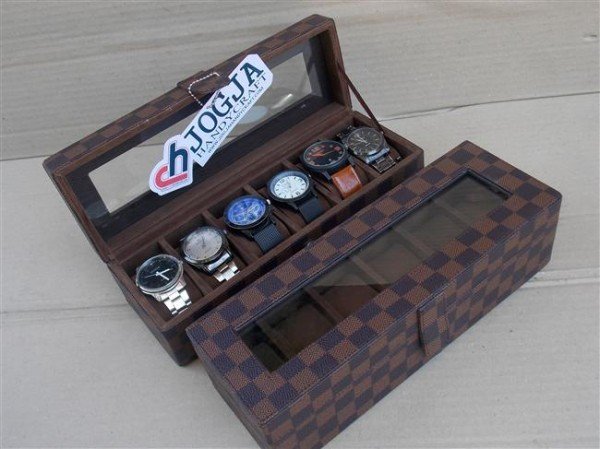 Box Jam Tangan Isi 6 Motif LV Damier